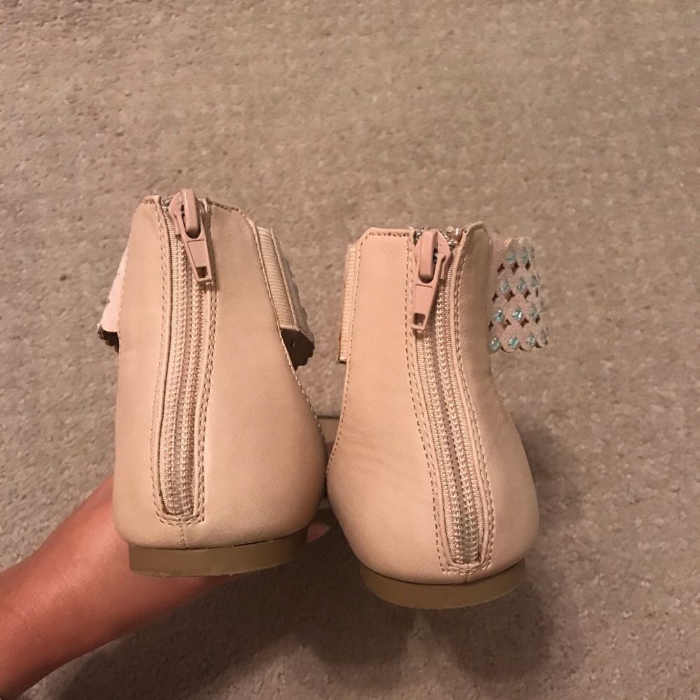 Yellow Box Sandals  - Picture 4 of 6